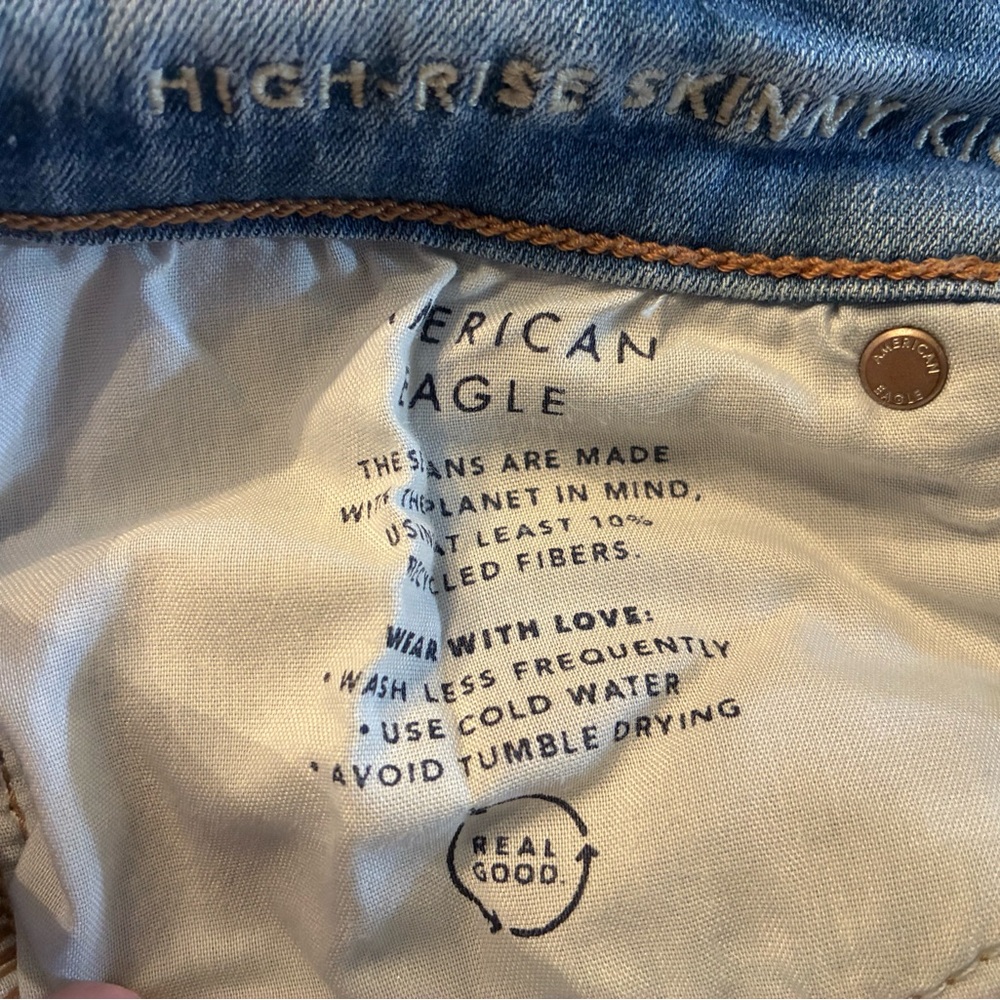 American Eagle Outfitters Blue Jeans w/Purple & gold LSU Tigers Patches 14X-Long - Picture 6 of 9